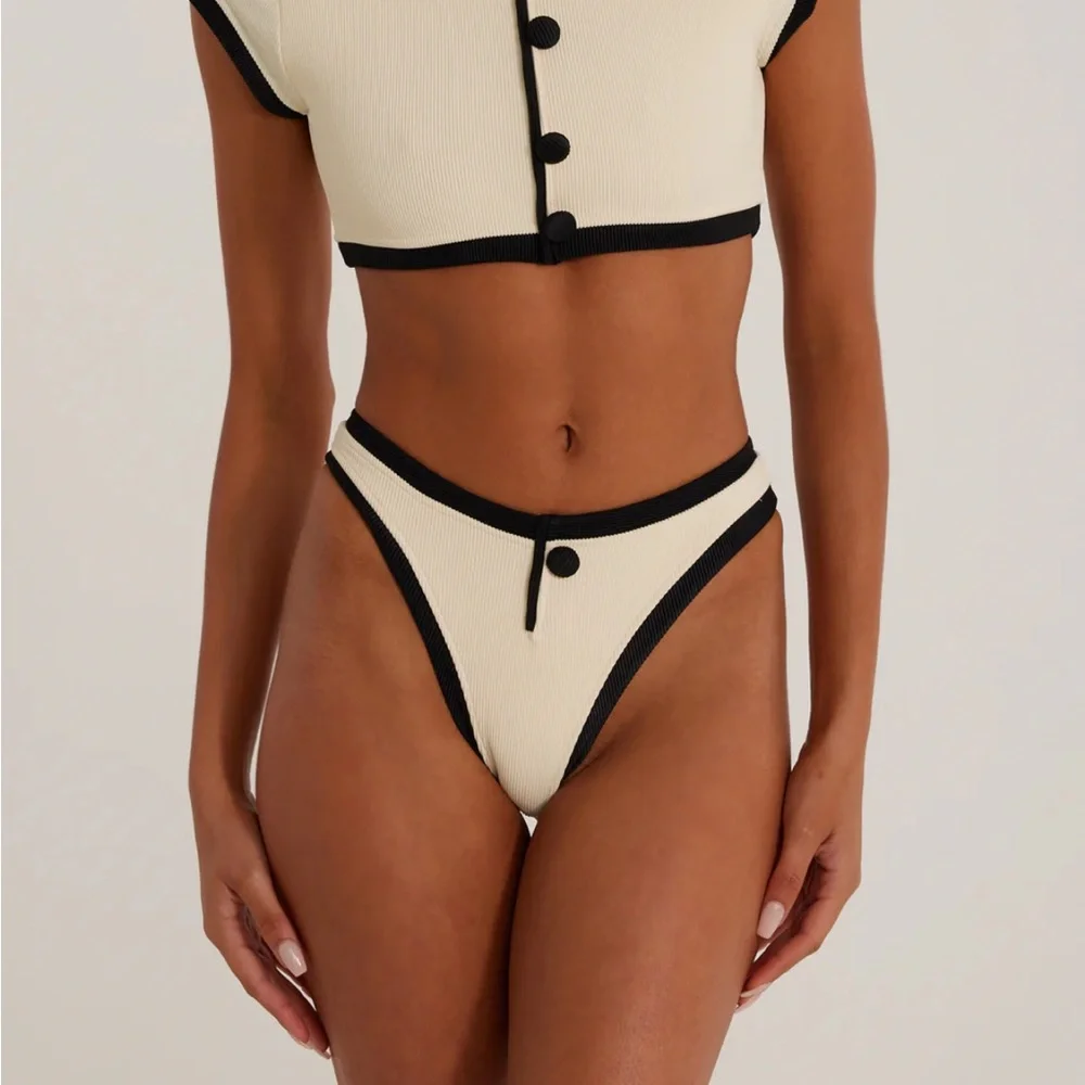 Same Los Angeles Black and Cream Grace Bikini Set- top M and bottom- S - Picture 2 of 6